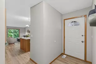 5831 Lake Curve Ln, Brooklyn Center, MN 55429 - Photo 12