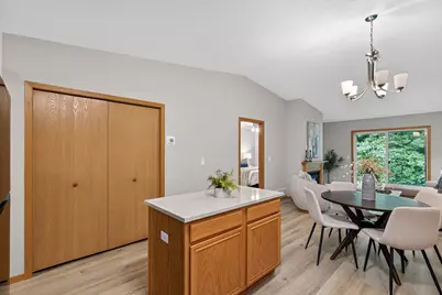 5831 Lake Curve Lane, Brooklyn Center, MN 55429 - Photo 14