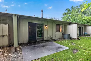 5831 Lake Curve Ln, Brooklyn Center, MN 55429 - Photo 30