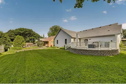525 16th Street SW, Owatonna, MN 55060 - Photo 2