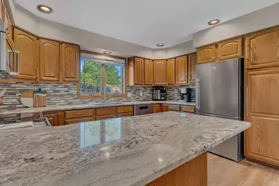 2607 9th Street SW, Willmar, MN 56201 - Photo 12