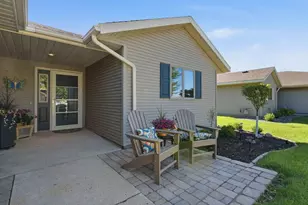 2607 9th St SW, Willmar, MN 56201 - Photo 8