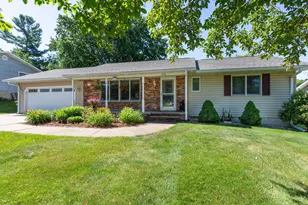 1126 E Division St, River Falls, WI 54022 - Photo 2