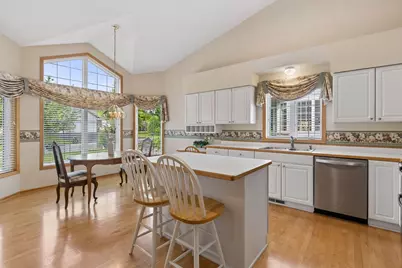 12795 Falcon Drive, Apple Valley, MN 55124 - Photo 4