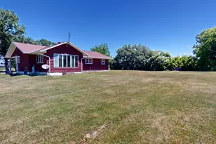 101 Center St, Freeborn, MN 56032 - Photo 40
