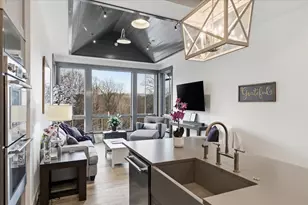 9810 Sky Ln, Eden Prairie, MN 55347 - Photo 20