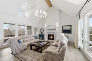 9810 Sky Ln, Eden Prairie, MN 55347 - Photo 16