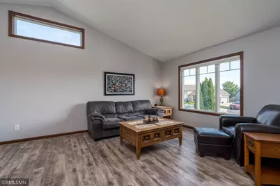 109 Cypress Court, Mankato, MN 56001 - Photo 6