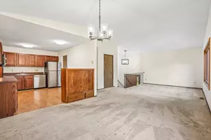 2207 Oregon Ct, Saint Louis Park, MN 55426 - Photo 10