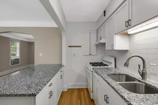 1889 Carroll Ave, Saint Paul, MN 55104 - Photo 14
