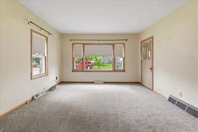 604 Angel Avenue SW, Watertown, MN 55388 - Photo 4