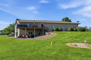 126 57th Ave NE, Willmar, MN 56201 - Photo 6