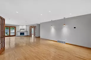 4865 Tee Ct SW, Rochester, MN 55902 - Photo 2