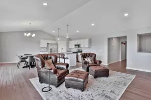 6764 101st St S, Cottage Grove, MN 55016 - Photo 10