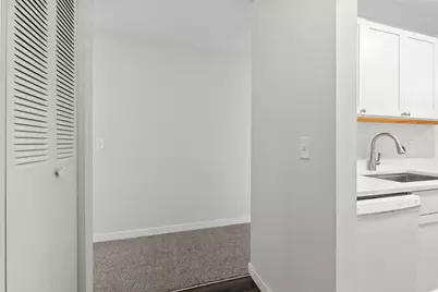 2801 Flag Avenue N #212, New Hope, MN 55427 - Photo 18