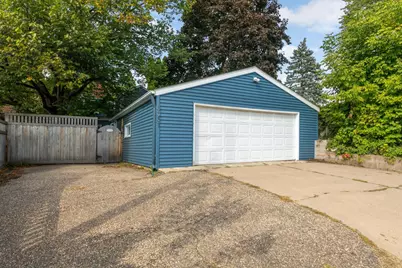 3331 Parkview Boulevard, Robbinsdale, MN 55422 - Photo 40