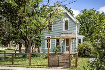 204 E Wabasha Street, Winona, MN 55987 - Photo 2