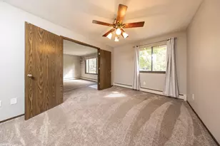 3917 Heritage Hills Dr, Bloomington, MN 55437 - Photo 14
