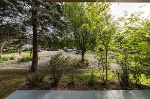 3917 Heritage Hills Dr, Bloomington, MN 55437 - Photo 10