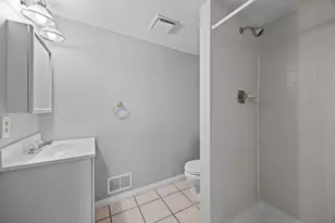 10172 Utah Ave S, Bloomington, MN 55438 - Photo 16