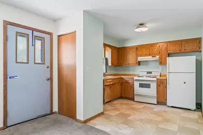 2018 42nd Street NW, Rochester, MN 55901 - Photo 4