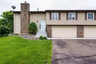 10332 Balsam Ln, Eden Prairie, MN 55347 - Photo 2
