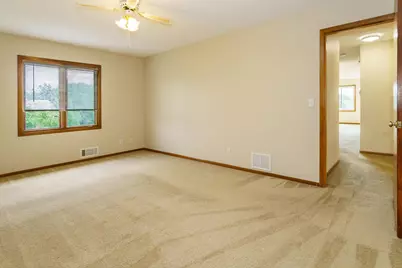 10332 Balsam Lane, Eden Prairie, MN 55347 - Photo 12