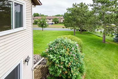 10332 Balsam Lane, Eden Prairie, MN 55347 - Photo 22