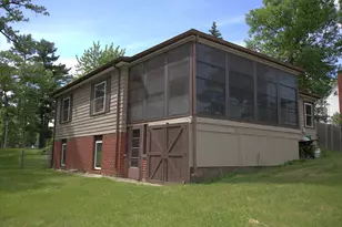 616 7th St NE, Staples, MN 56479 - Photo 2