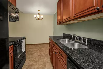 329 Geneva Avenue N #315, Oakdale, MN 55128 - Photo 16