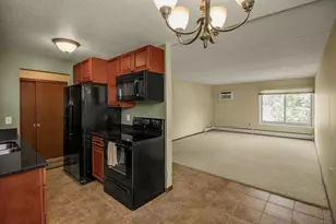 329 Geneva Ave N, Oakdale, MN 55128 - Photo 10