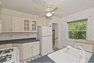 4505 W 7th Street, Duluth, MN 55807 - Photo 8