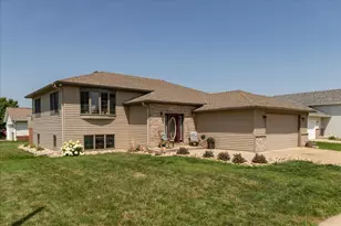 205 10th Ave SE, Kasson, MN 55944 - Photo 1