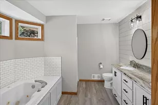 4708 Weston Hills Dr, Eagan, MN 55123 - Photo 28