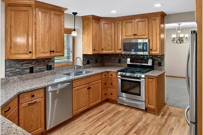 4708 Weston Hills Drive, Eagan, MN 55123 - Photo 10