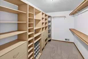 4708 Weston Hills Dr, Eagan, MN 55123 - Photo 32
