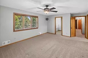 4708 Weston Hills Dr, Eagan, MN 55123 - Photo 28