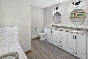4708 Weston Hills Dr, Eagan, MN 55123 - Photo 30
