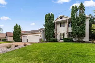 3309 Carnation Ave N, Brooklyn Park, MN 55443 - Photo 2