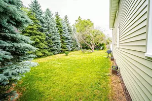 229 2nd Ave S, South Saint Paul, MN 55075 - Photo 6