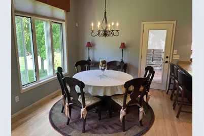 868 Bavaria Hills Terrace, Chaska, MN 55318 - Photo 6
