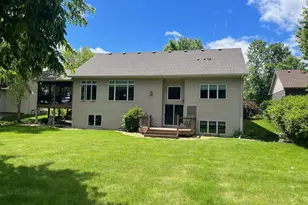 868 Bavaria Hills Terrace, Chaska, MN 55318 - Photo 2