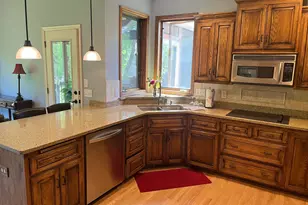 868 Bavaria Hills Terrace, Chaska, MN 55318 - Photo 4