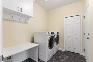 9937 Lower 8th St N, Lake Elmo, MN 55042 - Photo 24
