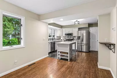 3970 Yorktown Lane N, Plymouth, MN 55441 - Photo 8