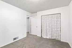 3970 Yorktown Ln N, Plymouth, MN 55441 - Photo 24
