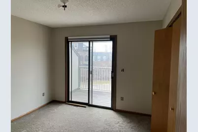 1615 Commercial Avenue #202, Victoria, MN 55386 - Photo 4