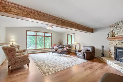 280 Glenmar Avenue, Mahtomedi, MN 55115 - Photo 2