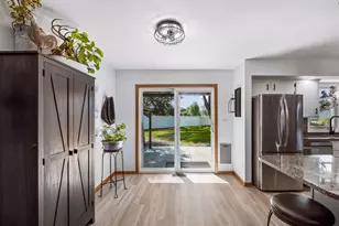 2134 Shale Ln, Eagan, MN 55122 - Photo 6