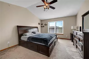 5115 Holly Ln N, Plymouth, MN 55446 - Photo 8
